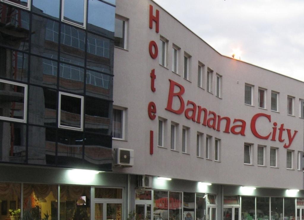 Banana City Hotel Saraievo Exterior foto